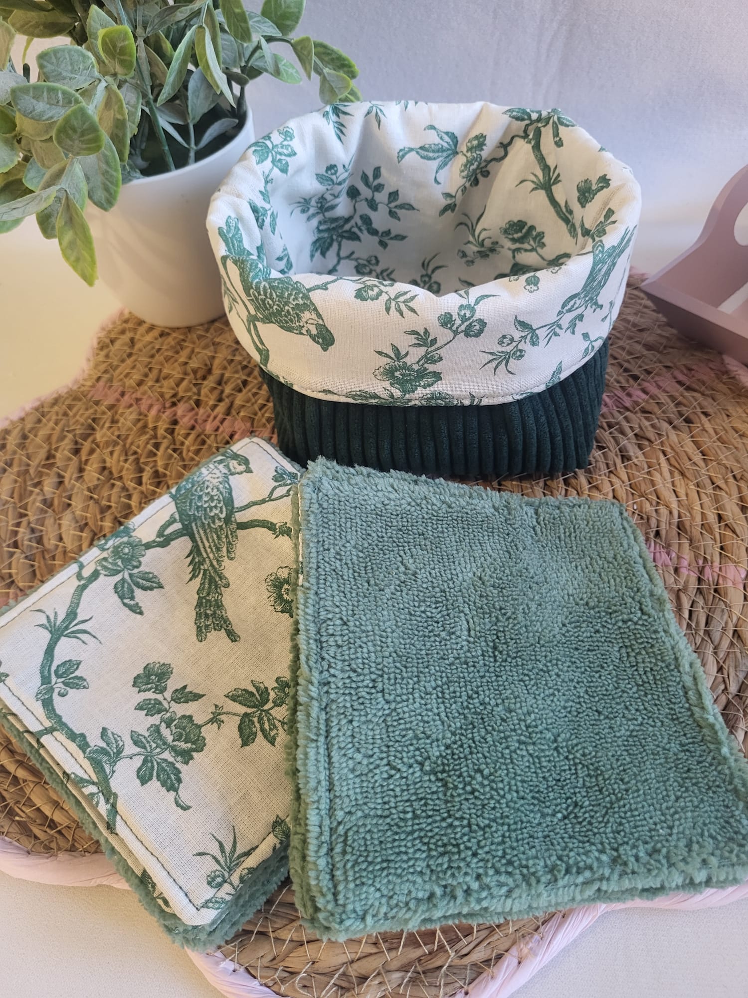 🌿 Lot de 10 Lingettes Lavables en Bambou avec Panière – Motif Vintage Oiseaux