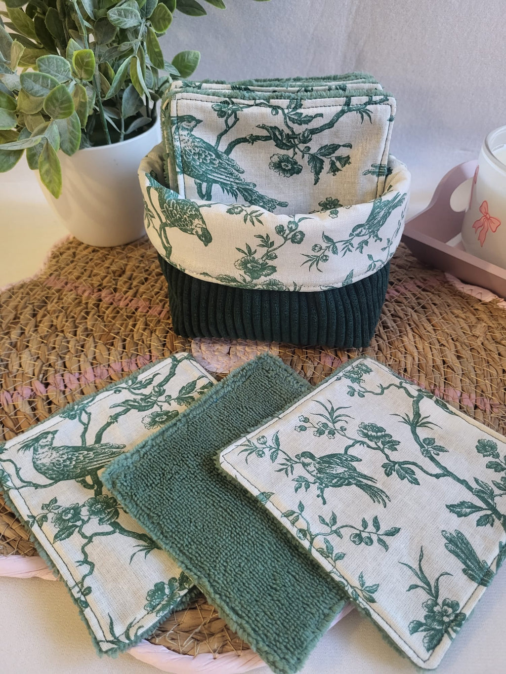 🌿 Lot de 10 Lingettes Lavables en Bambou avec Panière – Motif Vintage Oiseaux